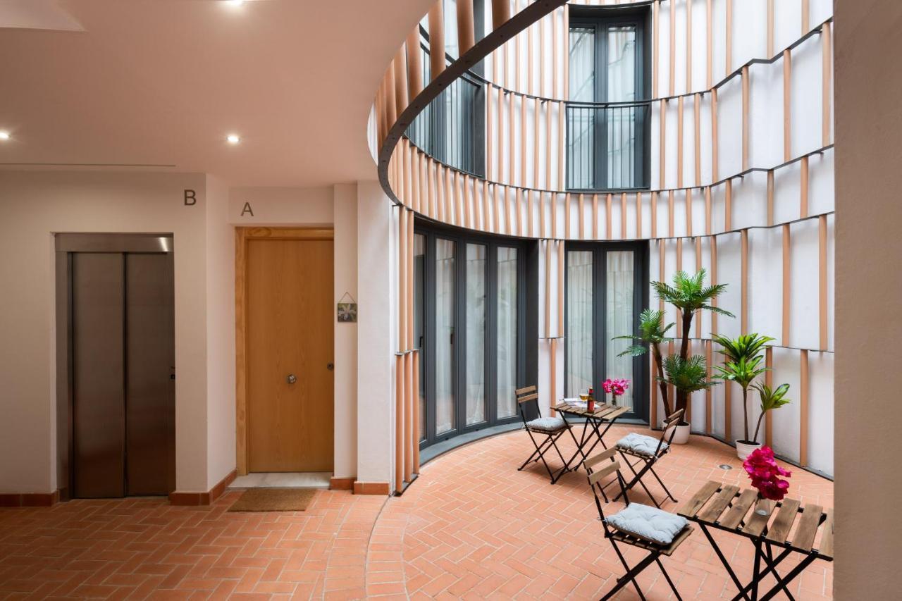Avanti Clavel, La Terraza Te Conquistara Sevilla Exterior foto